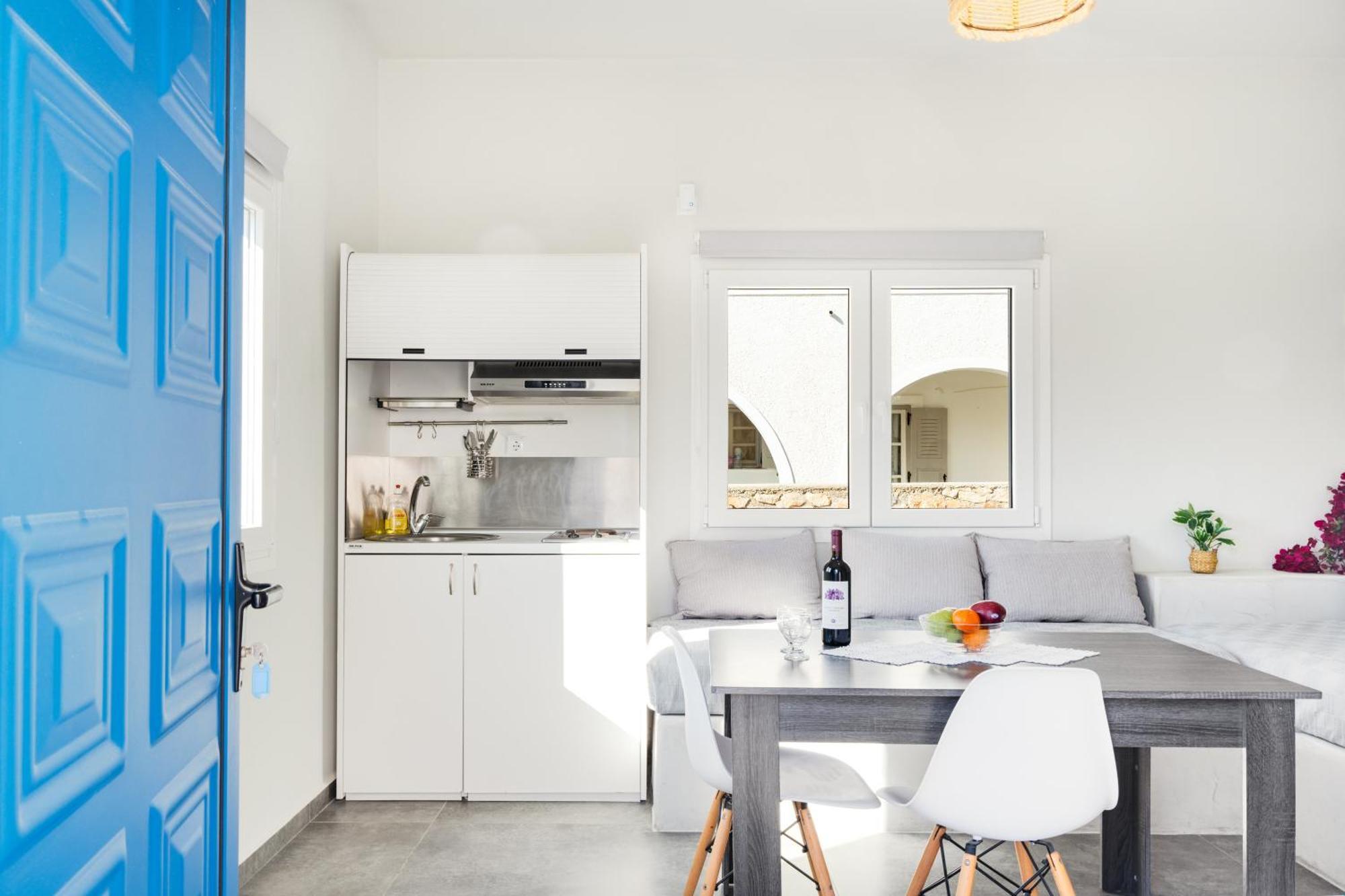 Aegean Blue Santorini Perissa II Apartment Екстериор снимка